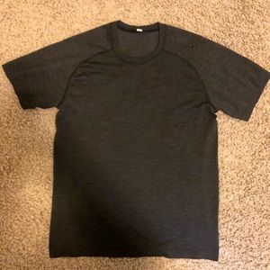 Lululemon Metal Vent Tech Short Sleeve